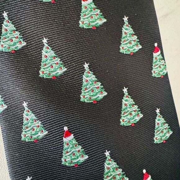 NORDSTROM Holiday Christmas Tree Tie, Holiday Wear, One Size,‎  Green Red, NWT - Picture 3 of 9
